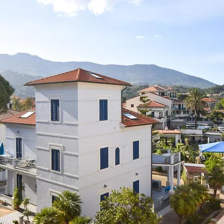 Sea View Adriana Apartment